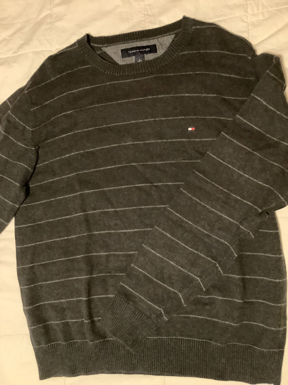 Tommy Hilfiger Men's Charcoal Gray Crewneck Sweater